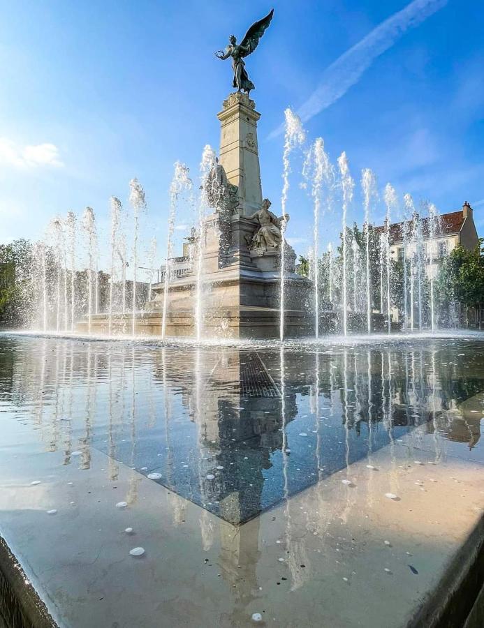 Rempart Tivoli Coeur De Ville Dijon Extérieur photo